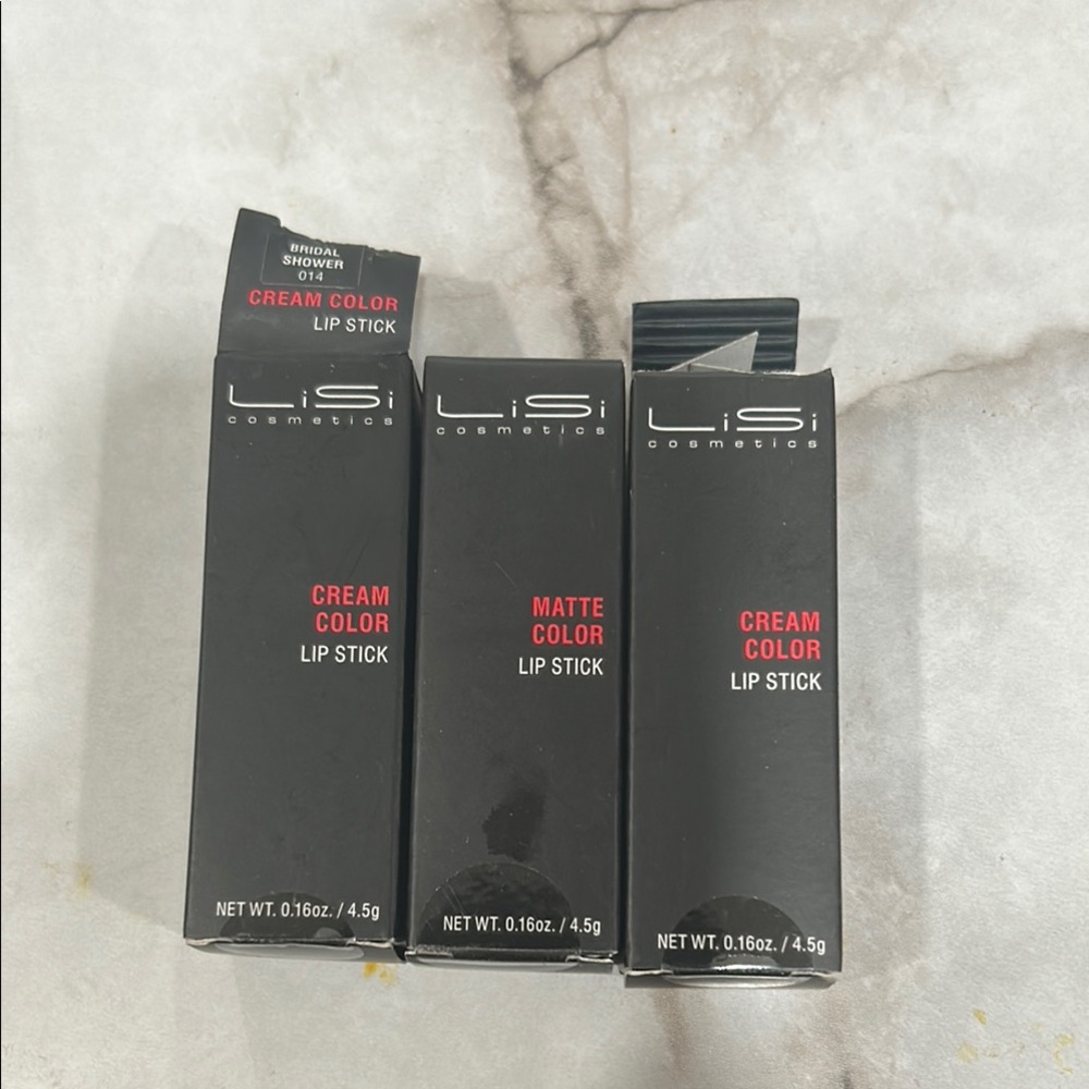 Cream Color Lipstick - Red